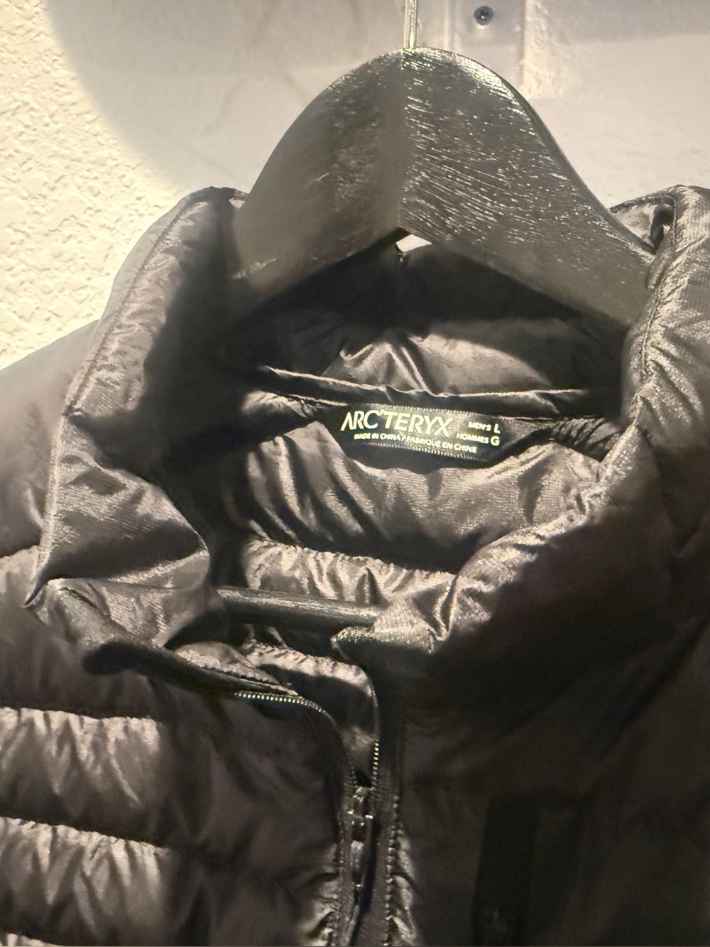 Arc'teryx Cerium Vest Men's Lightweight Warm Puffer Down Vest Black, Large - Picture 7 of 10